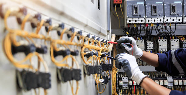 Professional Ceiling Fan Installation technician working in Ladoga, IN